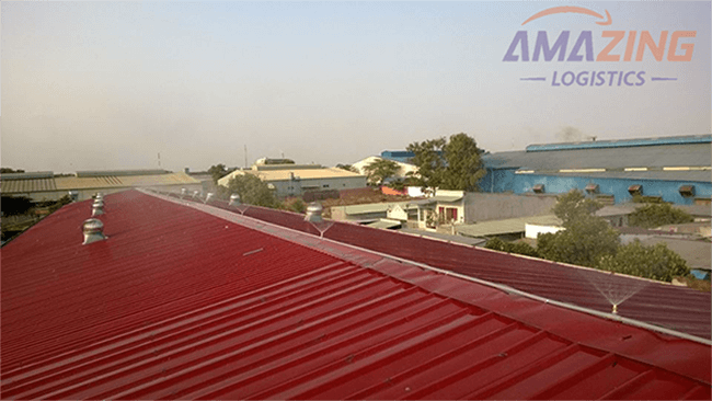 Làm mát kho logistics bằng hệ thống phun nước trên mái