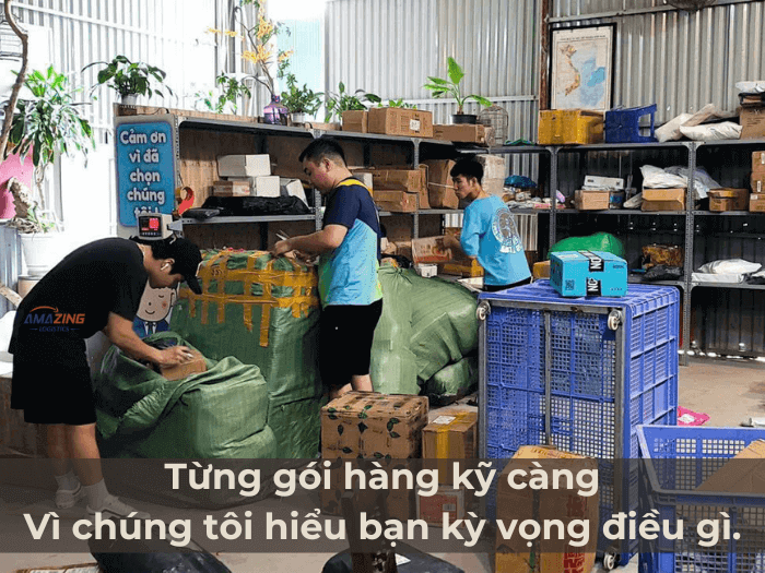 Hàng đổi trả của khách Vĩnh Phúc được xử lý tại kho Hà Nội trước khi gửi đi Trung Quốc – đóng gói cẩn thận, đảm bảo tốc độ
