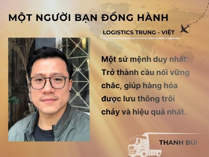 Thanh Bùi, người sáng lập Amazing Logistics, lắng nghe câu chuyện của khách hàng